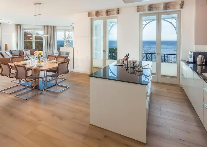 Ostseebad, Sellin, Ruegen, First, Meerblick, * Sellin (Rugen)